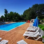 Nature Le Valenty Lot En Vallee De La Dordogne Toboggan Geant Piscine Mini Golf 캠프장 Soturac