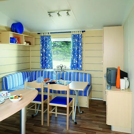 Nature Le Valenty Mobil-home-dordogne Panoramique Clim Piscine Campsite
