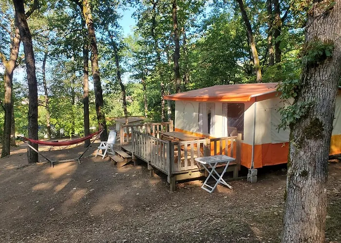Nature Le Valenty Lot En Vallee De La Dordogne Toboggan Geant Piscine Mini Golf 3*